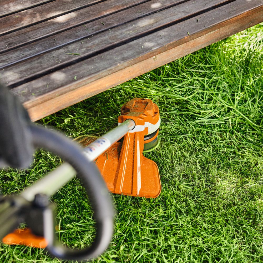 Kosa akumulatorowa STIHL FSA 60 R (zestaw akumulator + ładowarka) - 45220115734