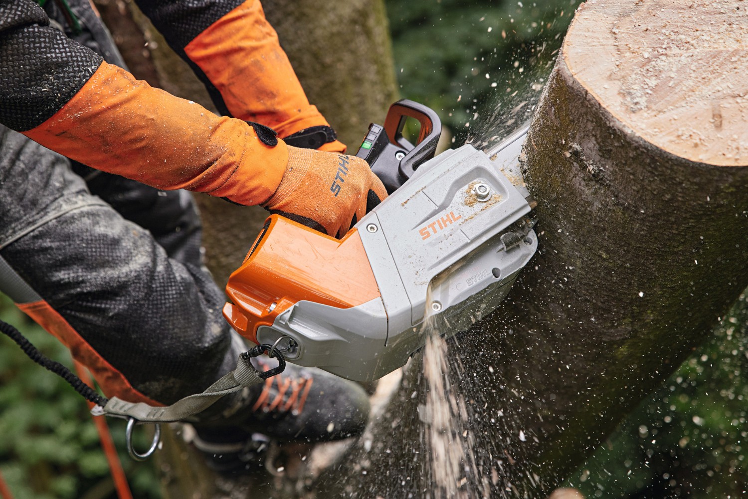 Pilarka akumulatorowa Stihl MSA 220 TC-O (zestaw bez akumulatora i ładowarki) MA012000051 - 1,7 kW, 35 cm, 3/8 P