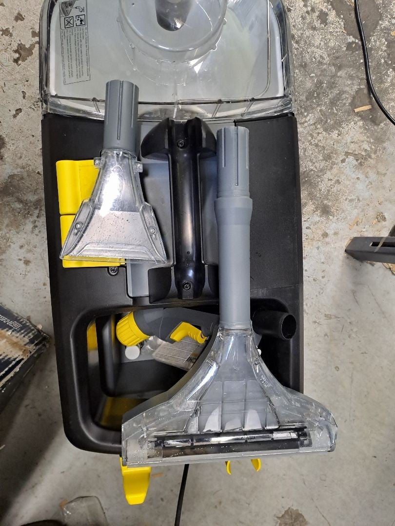 Odkurzacz Piorący KARCHER PUZZI 10/1 1.100-130.0 - OUTLET