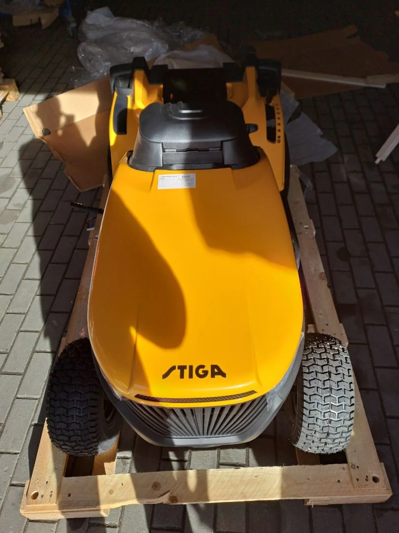 Traktor ogrodowy spalinowy Stiga Estate 384 2T2100481/ST1 - OUTLET