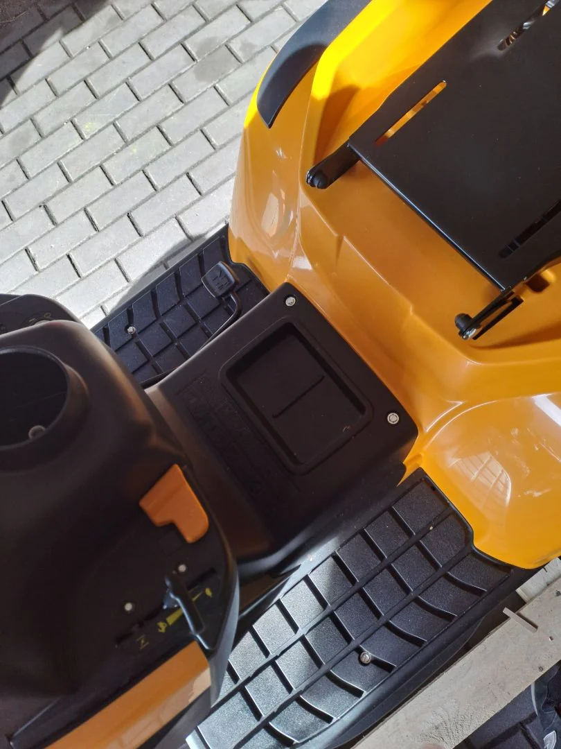 Traktor ogrodowy spalinowy Stiga Estate 384 2T2100481/ST1 - OUTLET