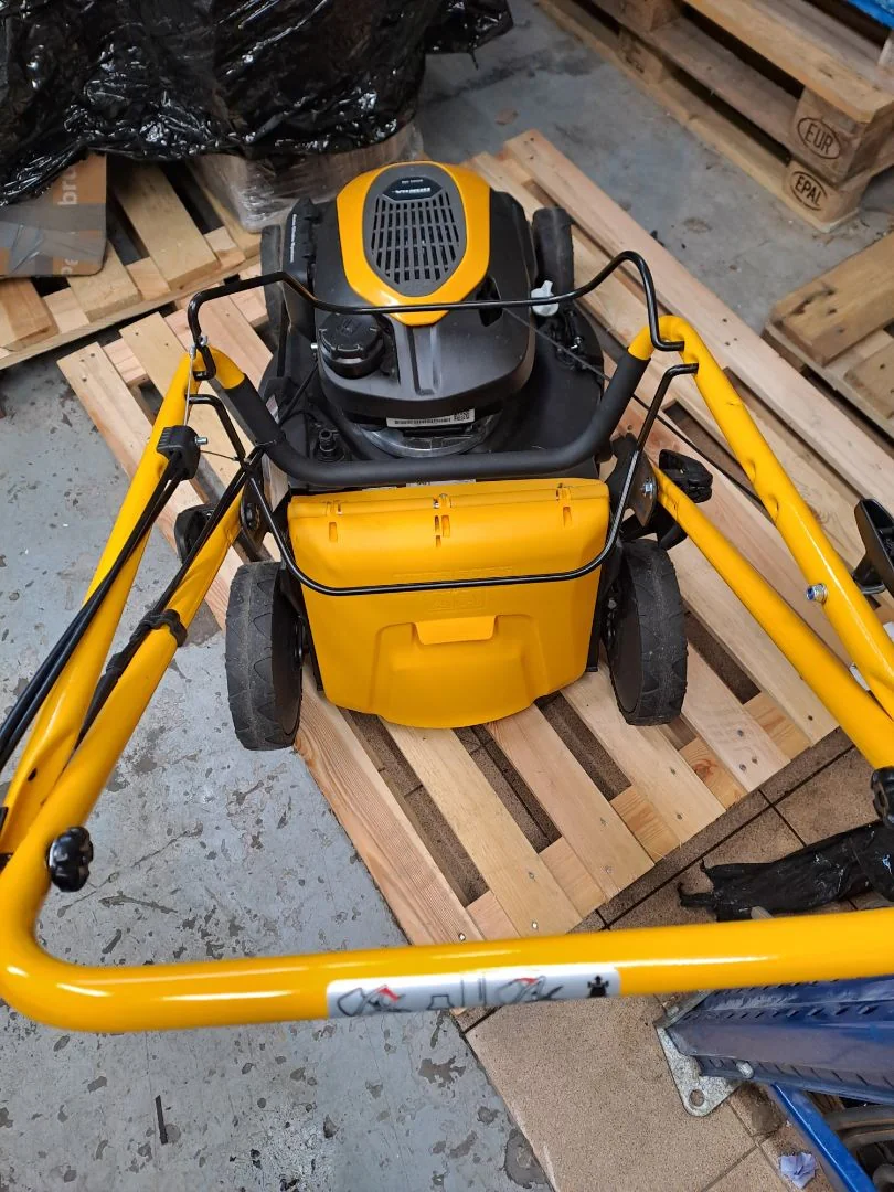 STIGA Combi 50 SQ H 294502838/ST1 - OUTLET - Kosiarka spalinowa z napędem, silnikiem Honda 167 cm3 i systemem koszenia 4 w 1