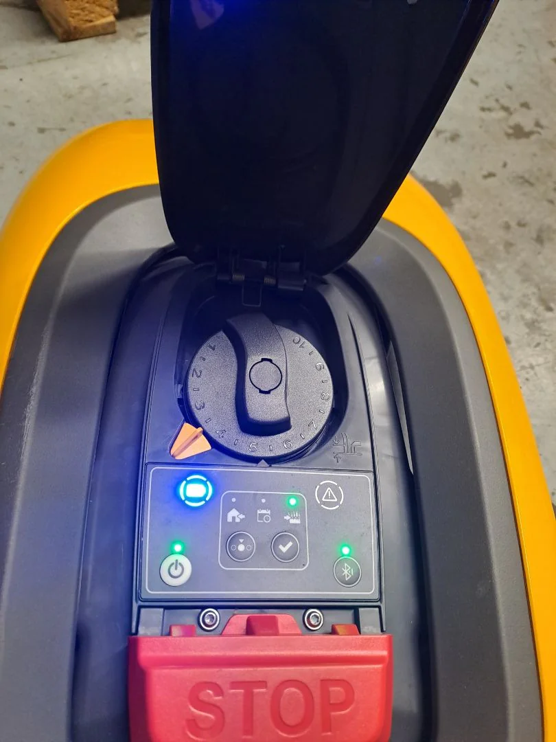 Robot koszący STIGA G 600 - OUTLET