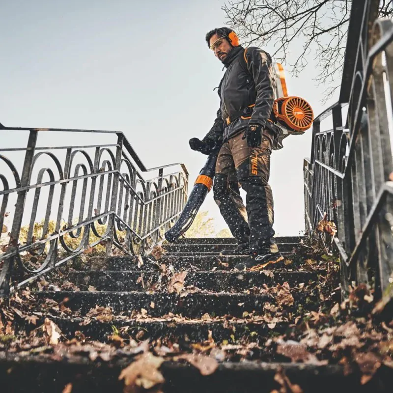 Dmuchawa do liści Stihl BGA 300 akumulatorowa