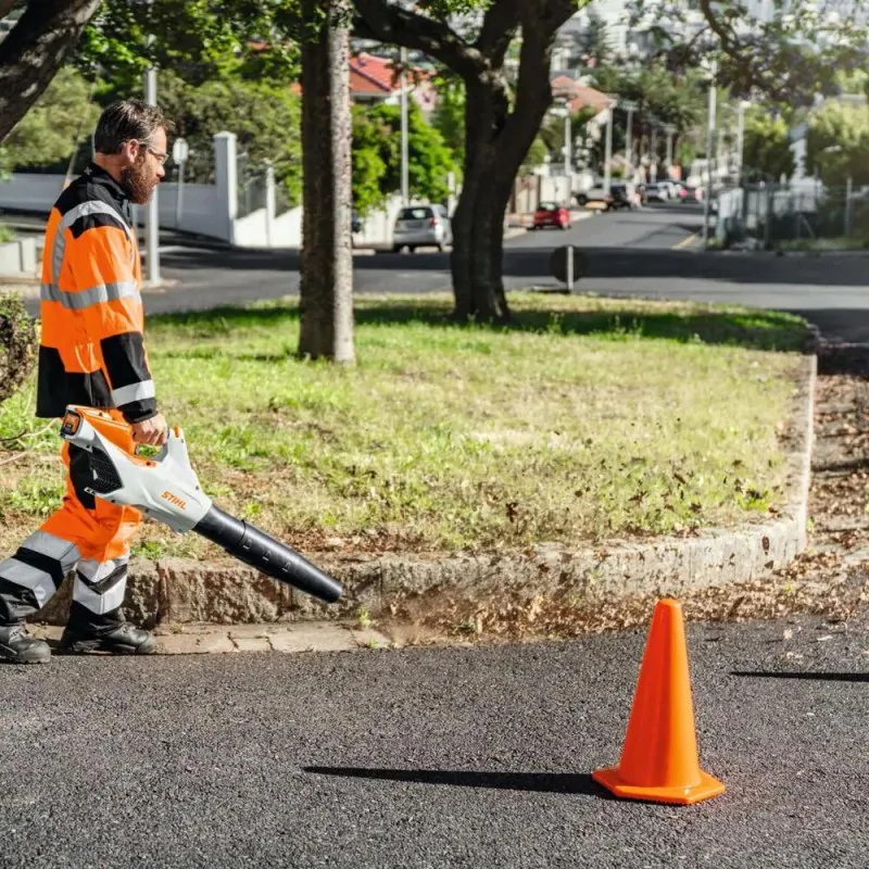 Dmuchawa akumulatorowa do liści Stihl BGA 86