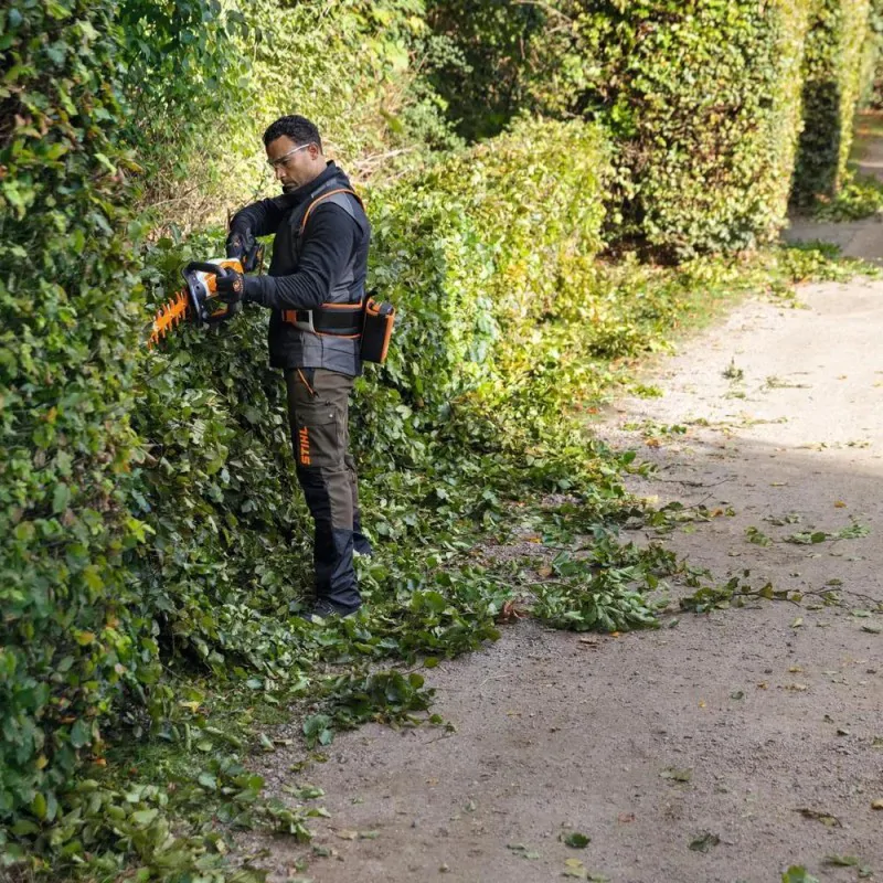 Nożyce akumulatorowe do żywopłotu Stihl HSA 130 T