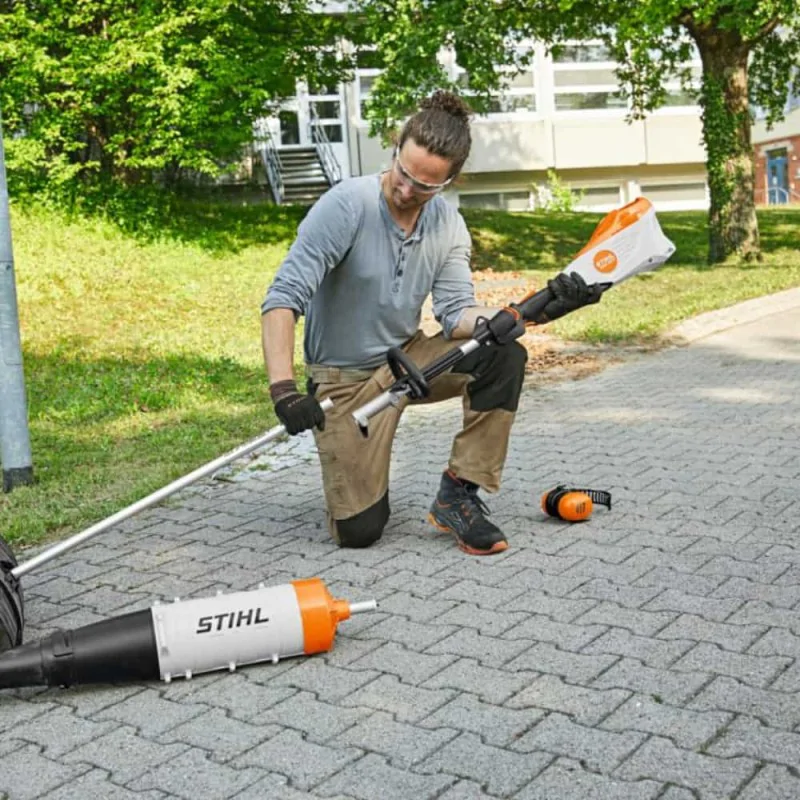 Kombimotor akumulatorowy Stihl KMA 135 R